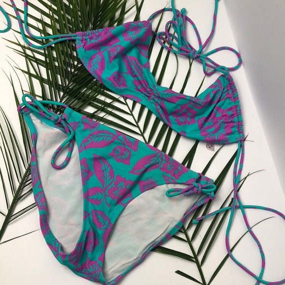 Victoria's Secret Other - Victoria’s Secret 2 pc  floral bikini
